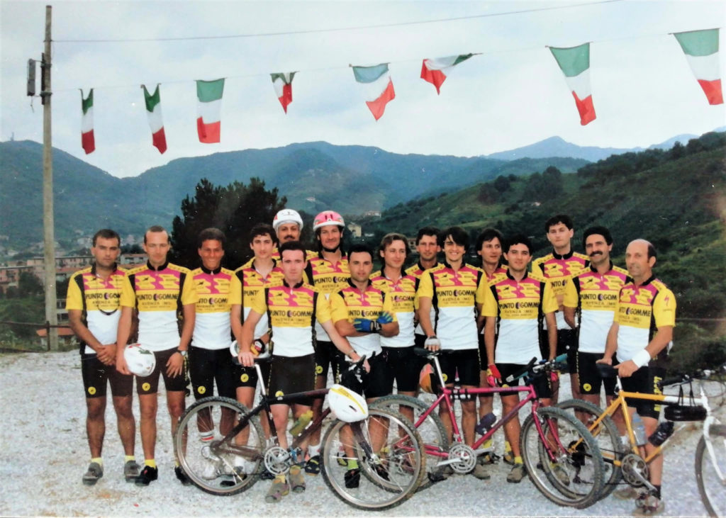 a-1024x731 TEAM