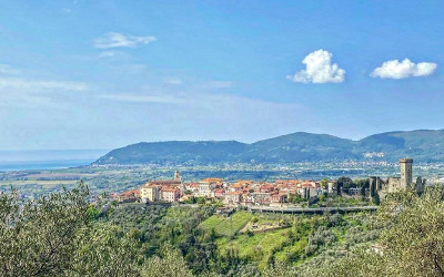 10-2 TOUR DEI CASTELLI (Malaspina di Fosdinovo e Castelnuovo Magra)