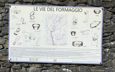 12-1 AI PIEDI DEL MONTE CORCHIA (nel cuore delle Apuane)
