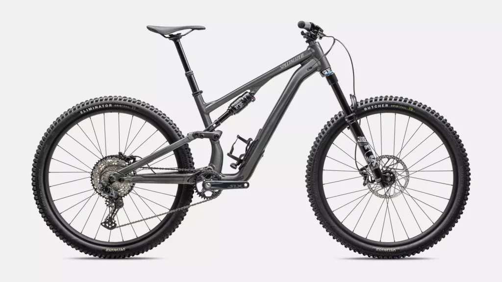 93325-54_SJ-15-COMP-ALLOY-SMK-CLGRY_HERO-PDP-1024x576 MTB