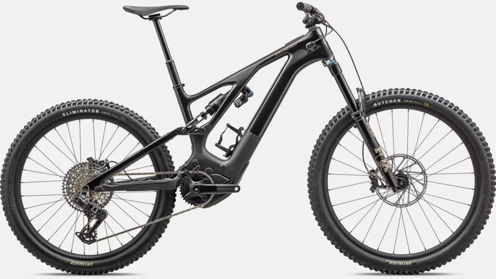 95223-36_LEVO-EXPERT-CARBON-G3-OBSD-TPE_HERO-1024x576 E-BIKE
